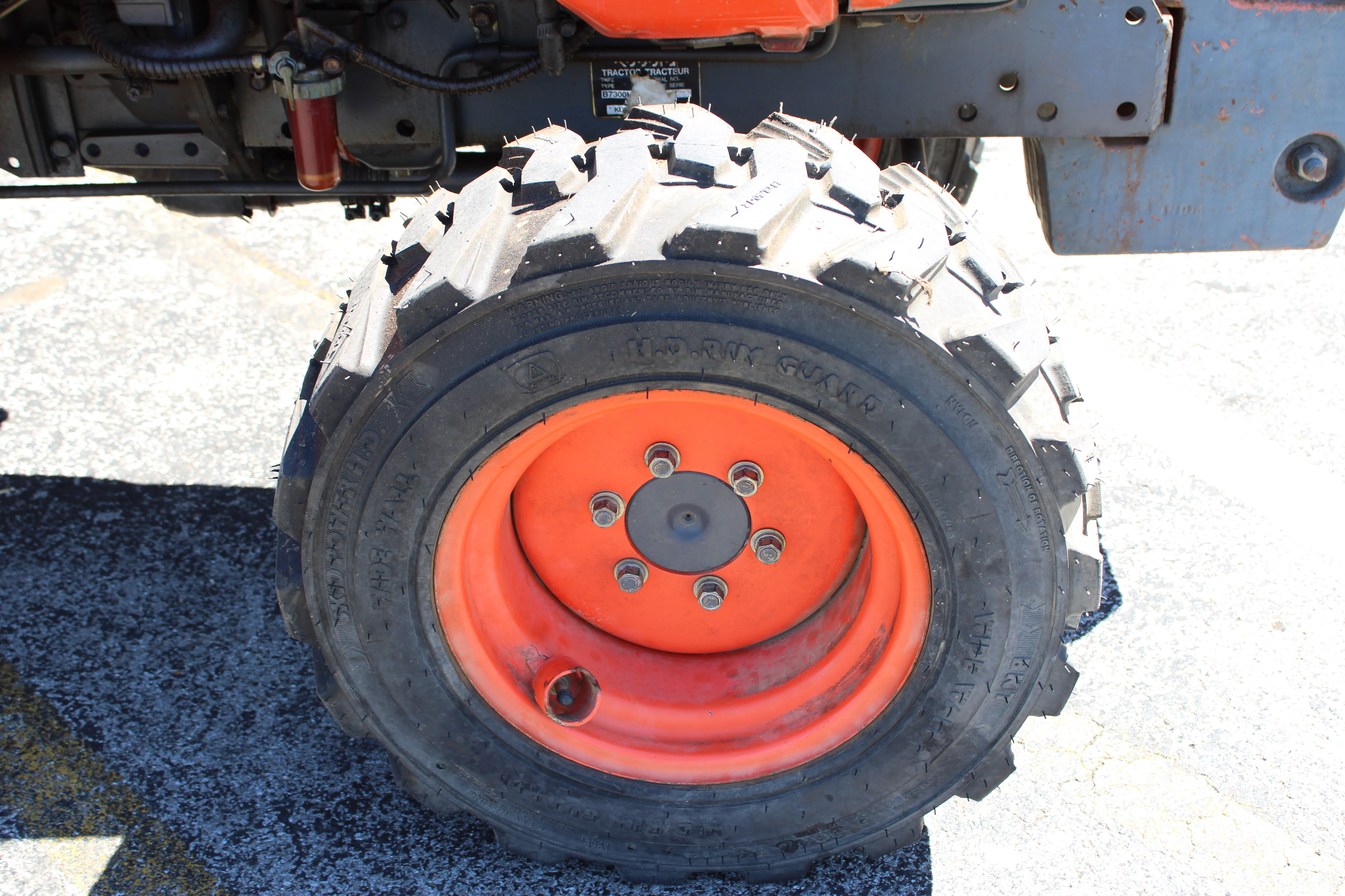 1997 Kubota B7300HSD - 10098 - Image 8