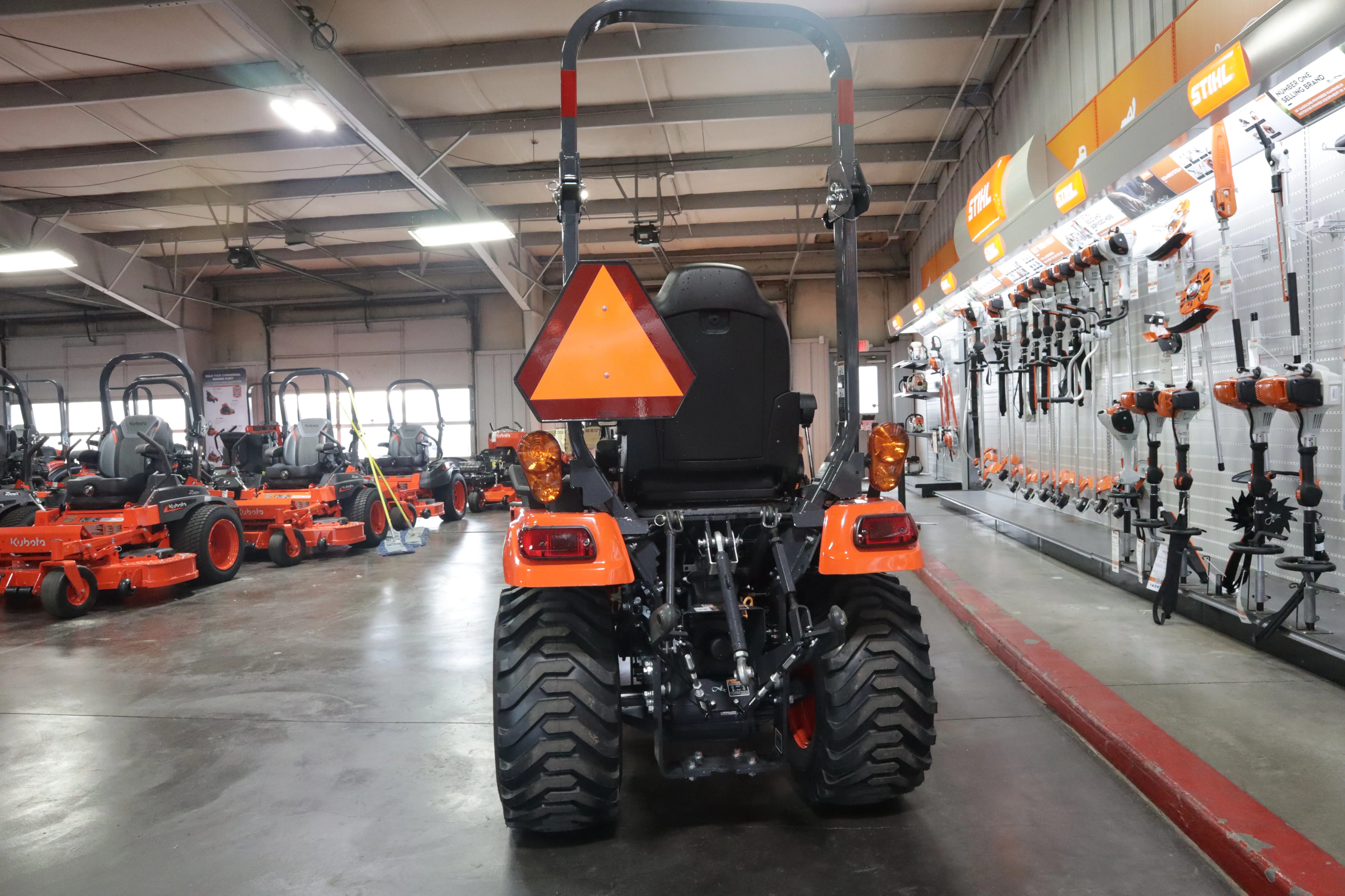Kubota BX2380 - Image 5