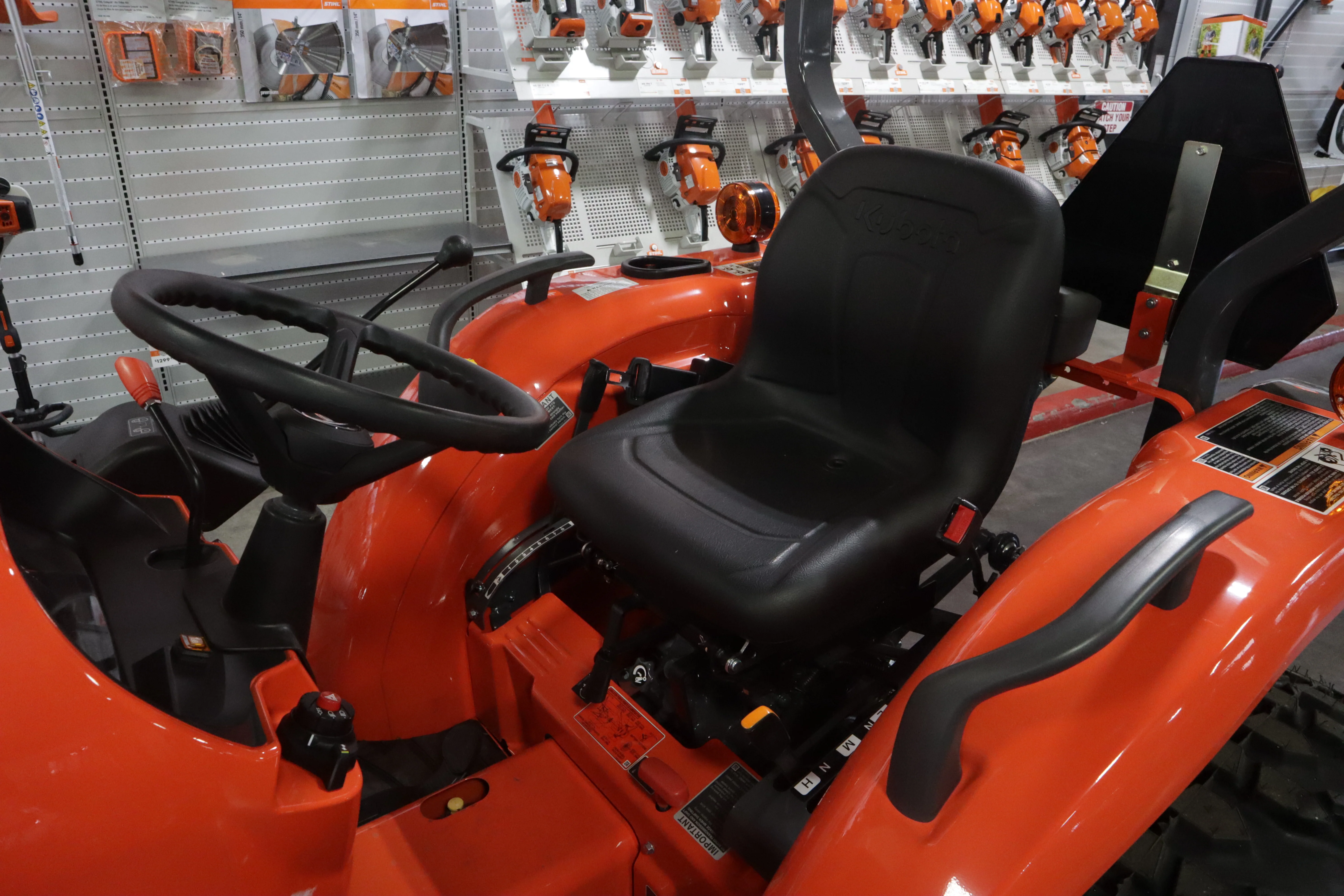 Kubota L3902DT - Image 5
