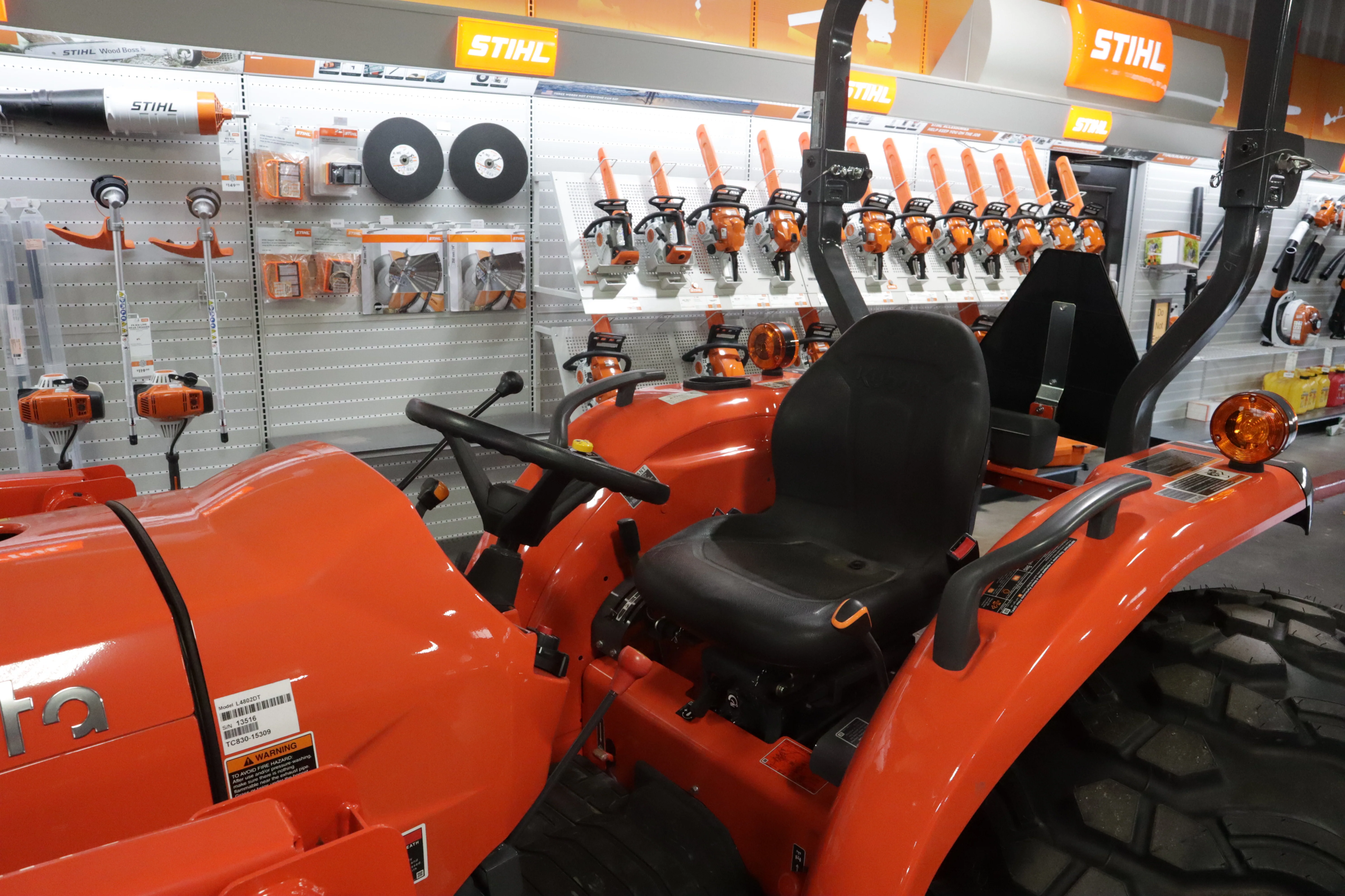 Kubota L4802DT - Image 4