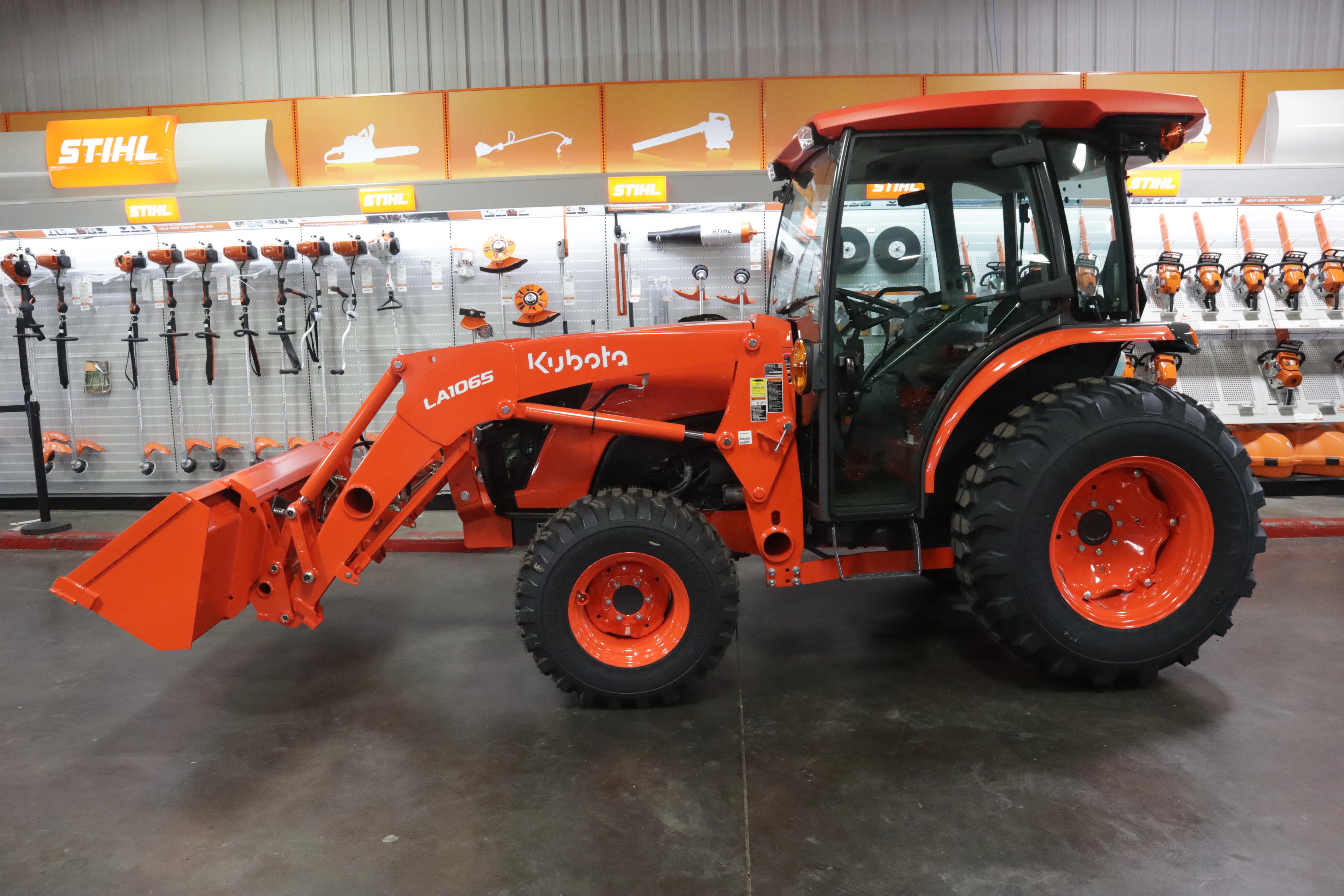 Kubota MX6000HSTC - Image 8