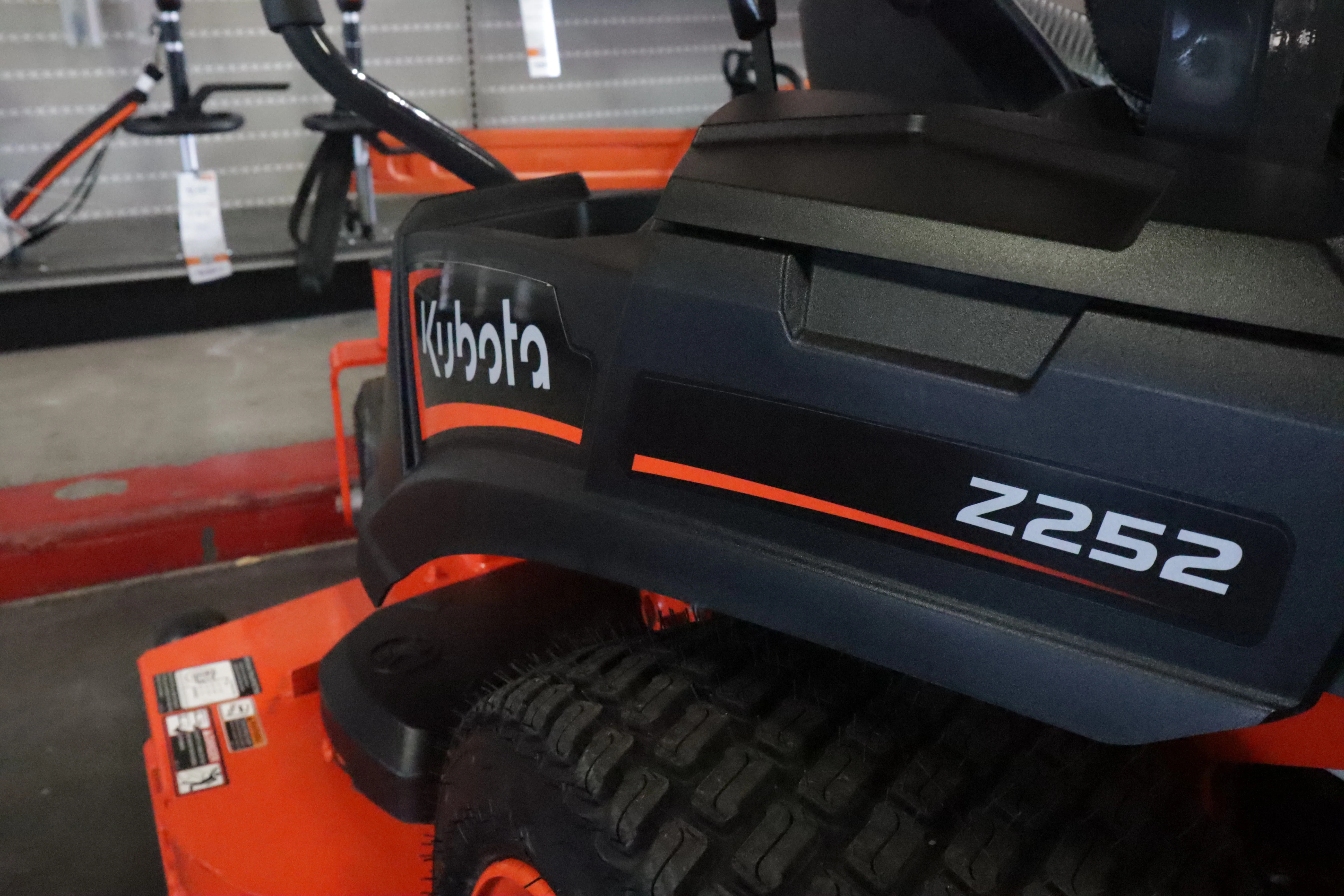 Kubota Z252KW-54 - Image 5
