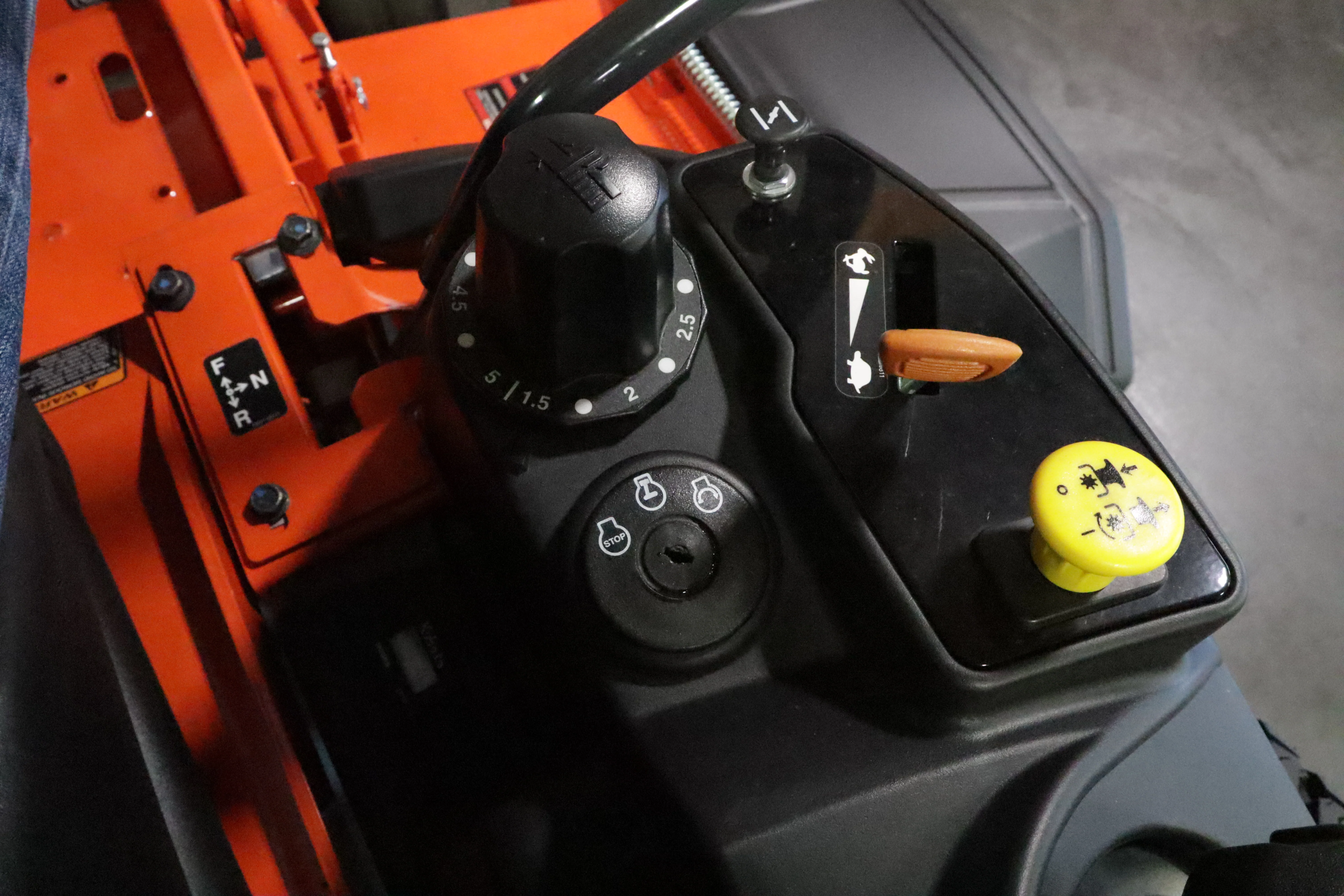 Kubota Z422KWTNC-60 - Image 10
