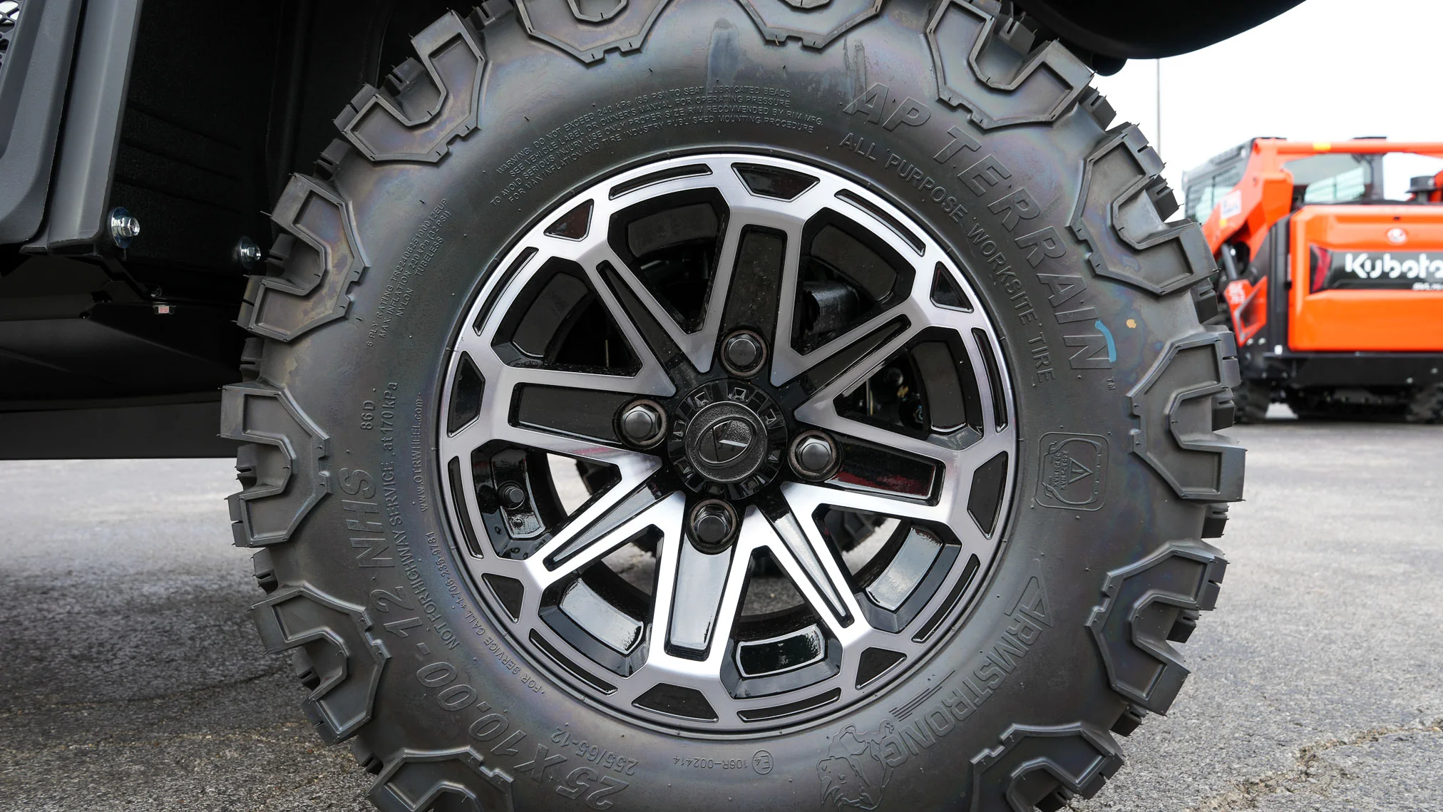 Kubota RTVX2C-PKLHS-1 - Image 7