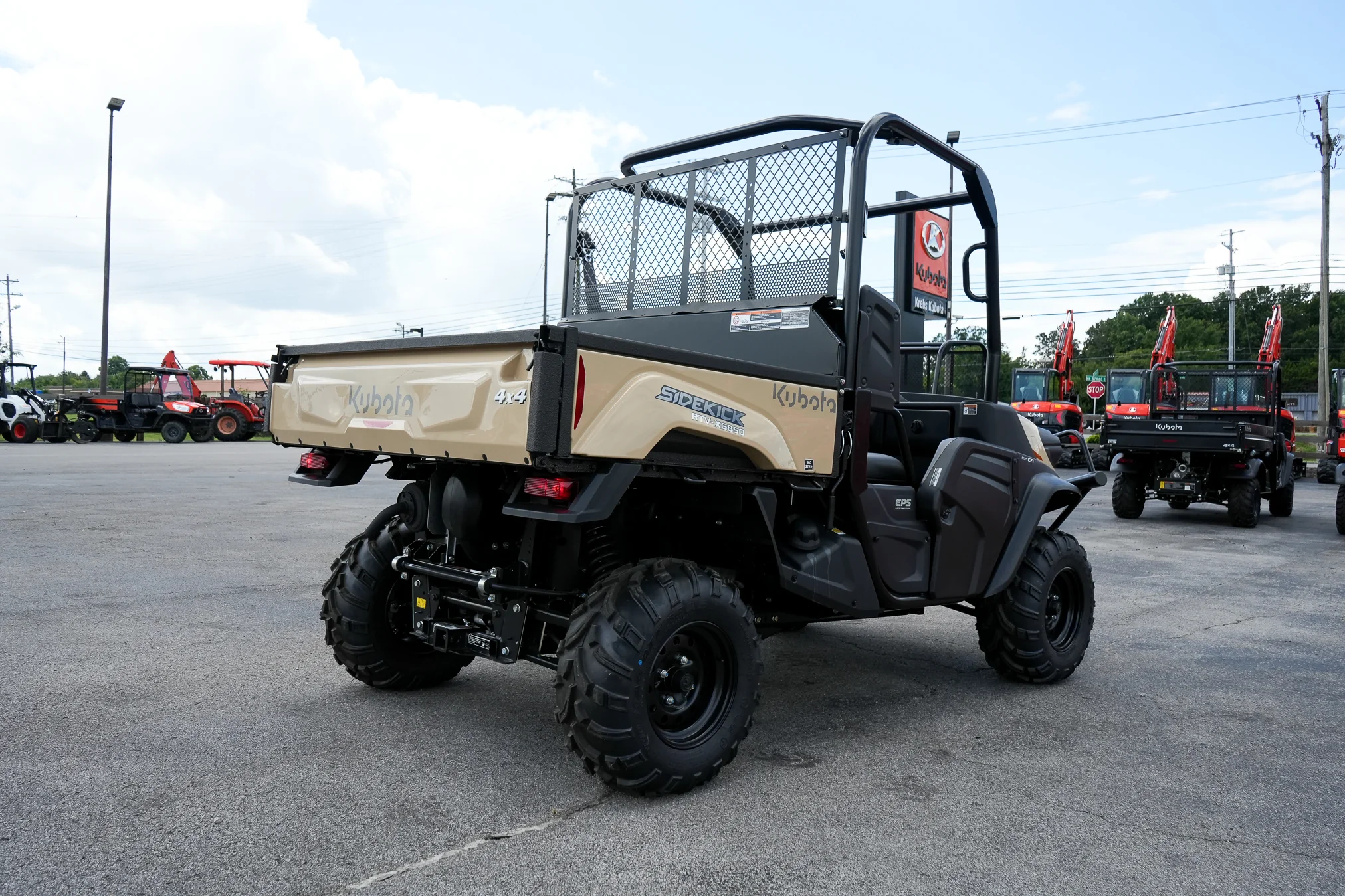 Kubota RTVXG850WDLA25 - Image 4