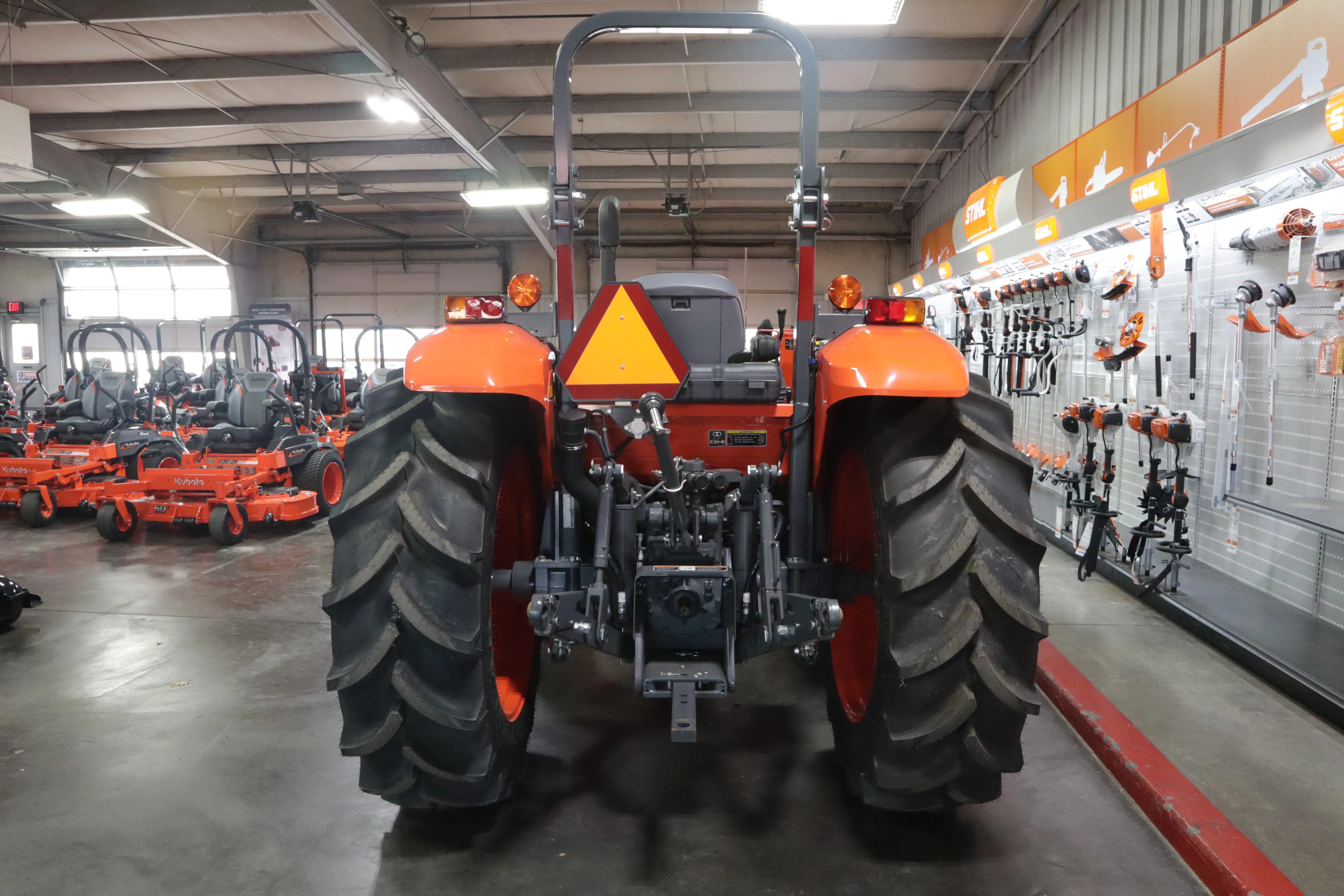 Kubota M7060HD - Image 6