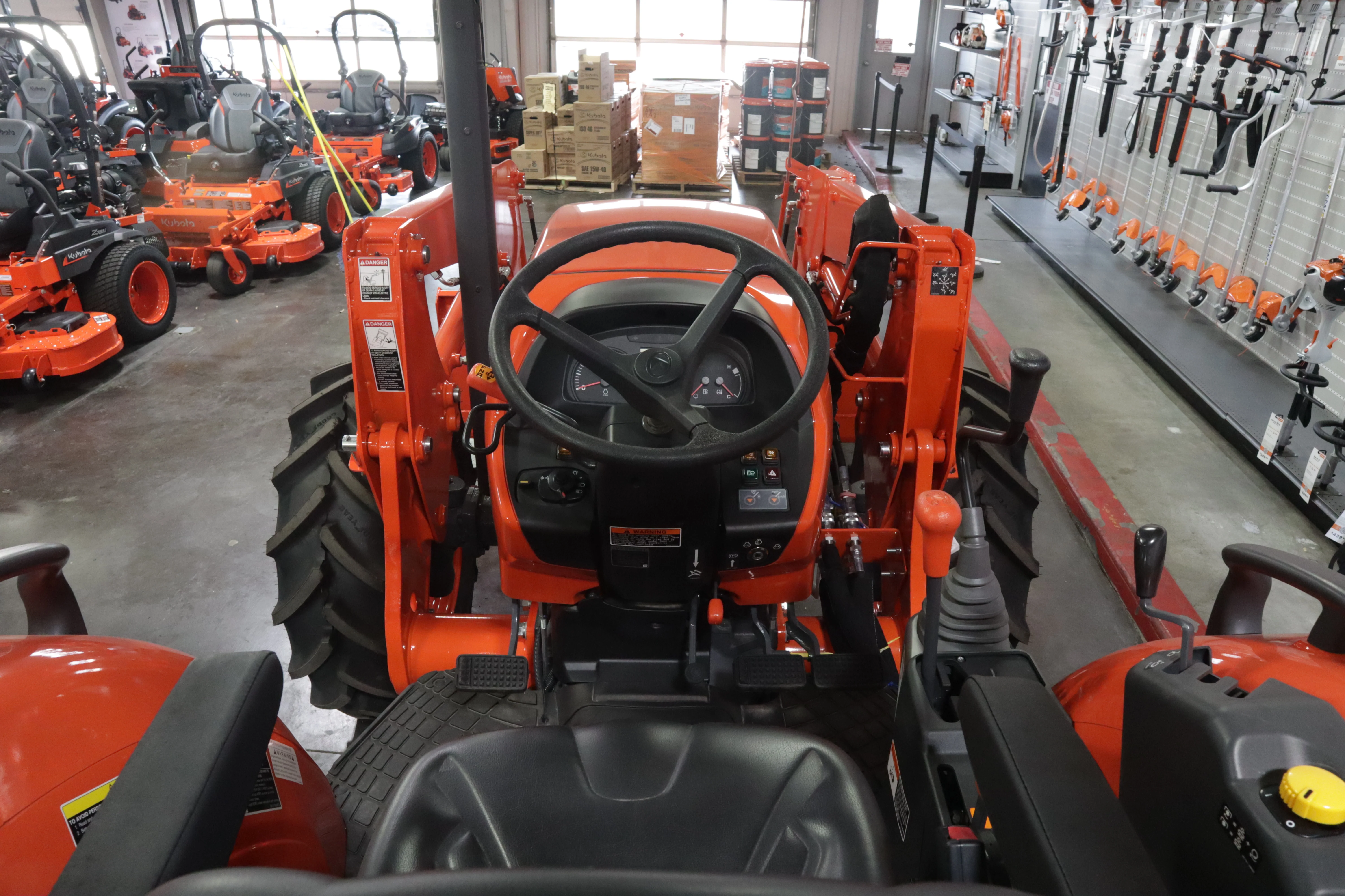Kubota M7060HD12 - Image 4