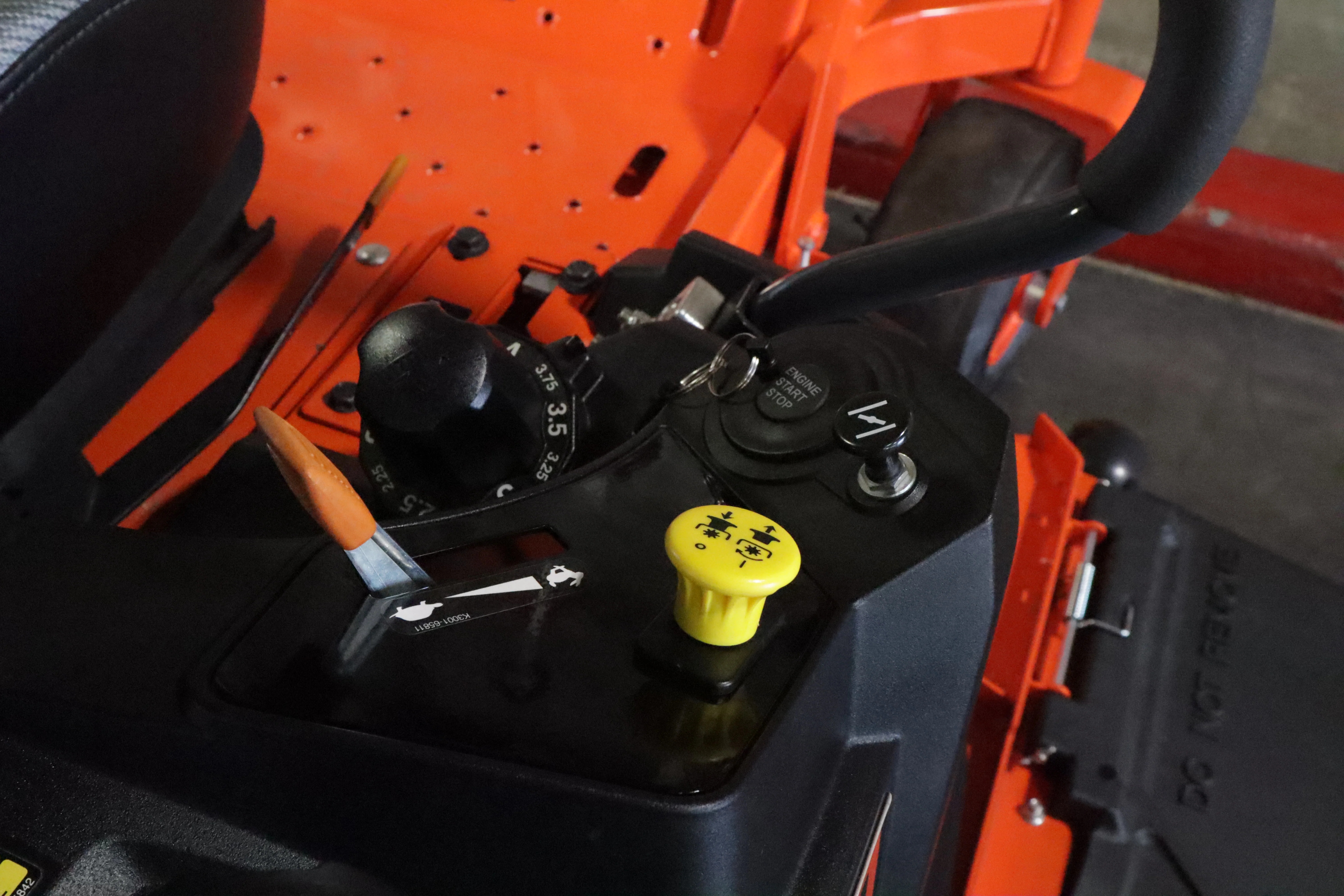 Kubota Z252KH-54 - Image 6